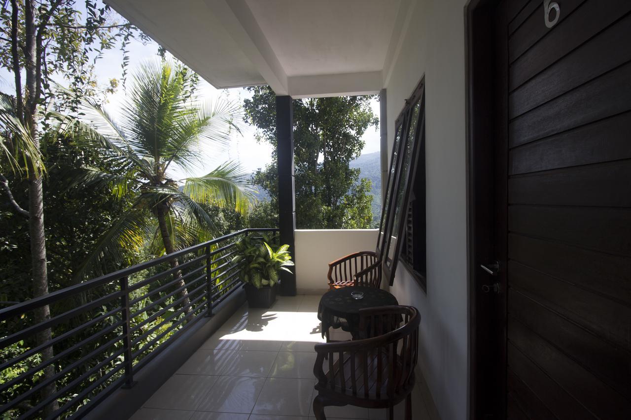 Dangin Mangkalan Homestay Munduk エクステリア 写真